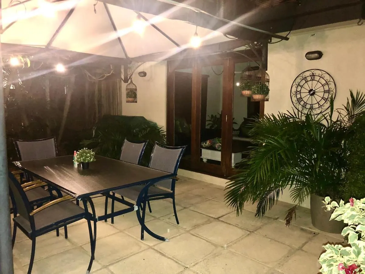 ***** Alojamento de Acomodação e Pequeno-almoço Eden Rest Acomodação com café da manhã Cooroy Austrália