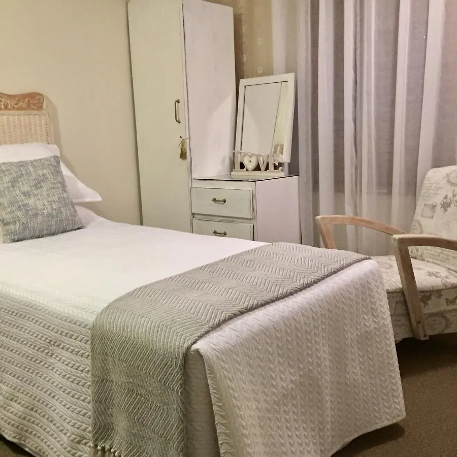 Eden Rest Acomodação com café da manhã Cooroy Alojamento de Acomodação e Pequeno-almoço